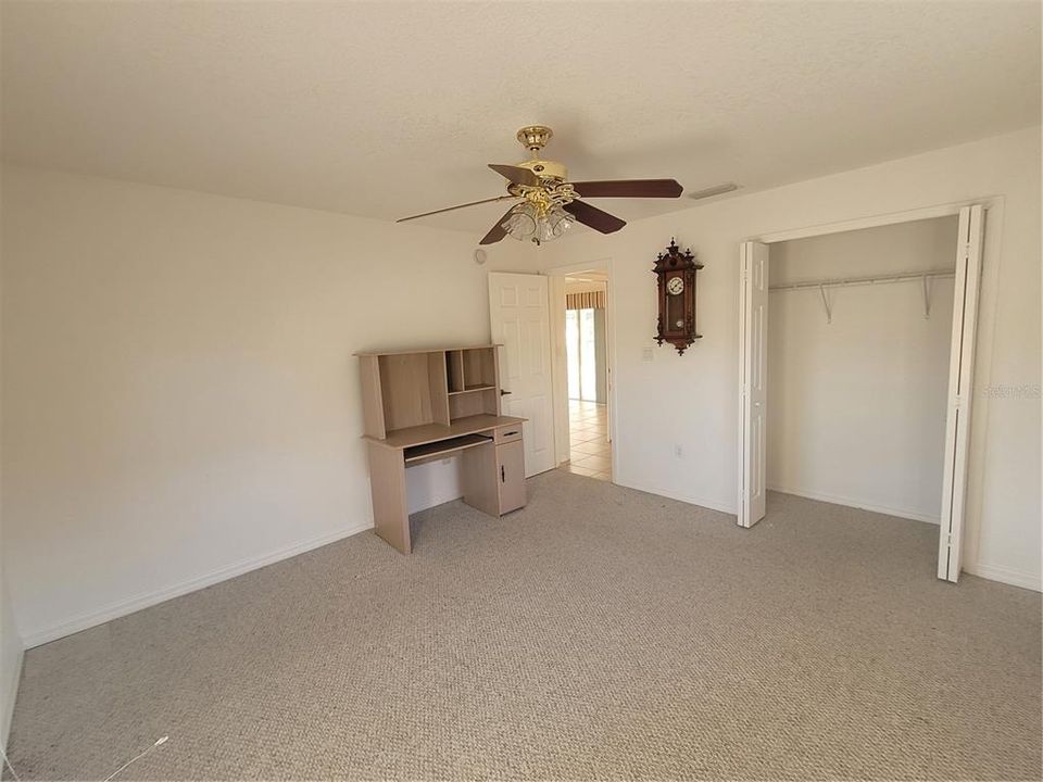 For Sale: $295,000 (3 beds, 2 baths, 1669 Square Feet)