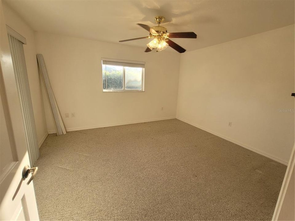 For Sale: $295,000 (3 beds, 2 baths, 1669 Square Feet)