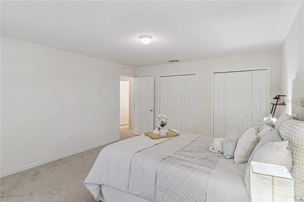 待售: $380,000 (4 贝兹, 2 浴室, 2924 平方英尺)