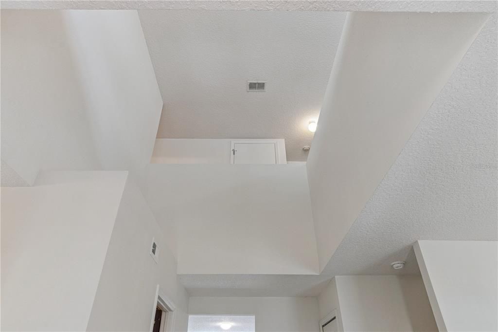 待售: $380,000 (4 贝兹, 2 浴室, 2924 平方英尺)