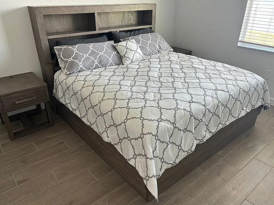 待售: $425,000 (3 贝兹, 3 浴室, 2201 平方英尺)