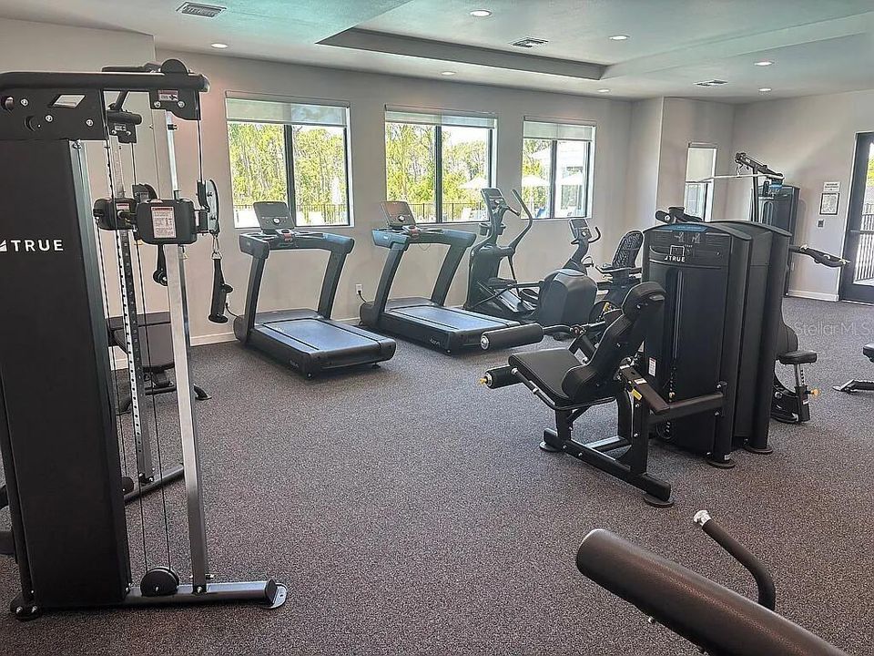 待售: $425,000 (3 贝兹, 3 浴室, 2201 平方英尺)