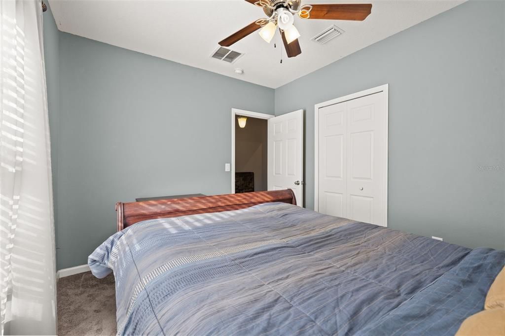 For Sale: $399,900 (4 beds, 2 baths, 1873 Square Feet)