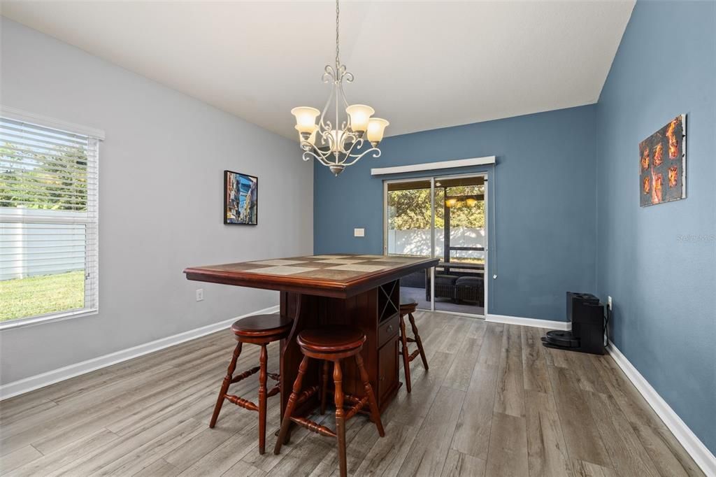 For Sale: $399,900 (4 beds, 2 baths, 1873 Square Feet)