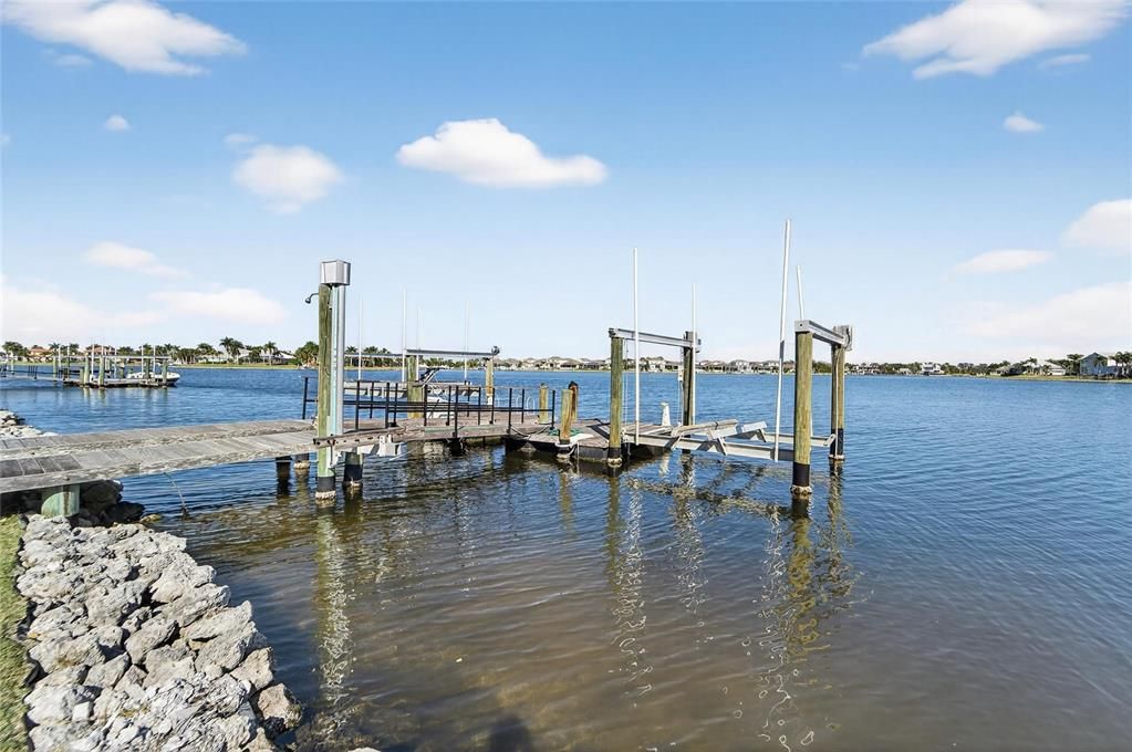 待售: $1,295,500 (4 贝兹, 3 浴室, 3171 平方英尺)