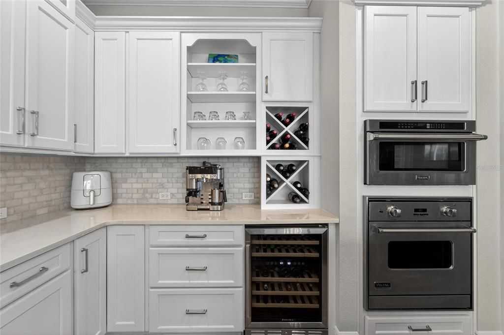 待售: $1,295,500 (4 贝兹, 3 浴室, 3171 平方英尺)