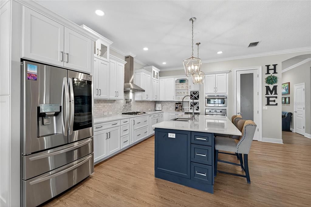 待售: $1,295,500 (4 贝兹, 3 浴室, 3171 平方英尺)