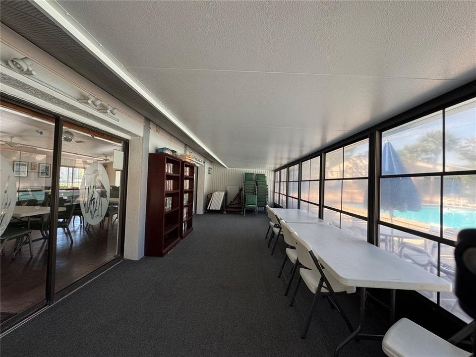 For Rent: $2,000 (2 beds, 2 baths, 979 Square Feet)