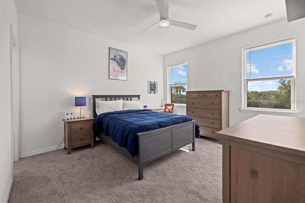 待售: $615,000 (4 贝兹, 3 浴室, 2600 平方英尺)