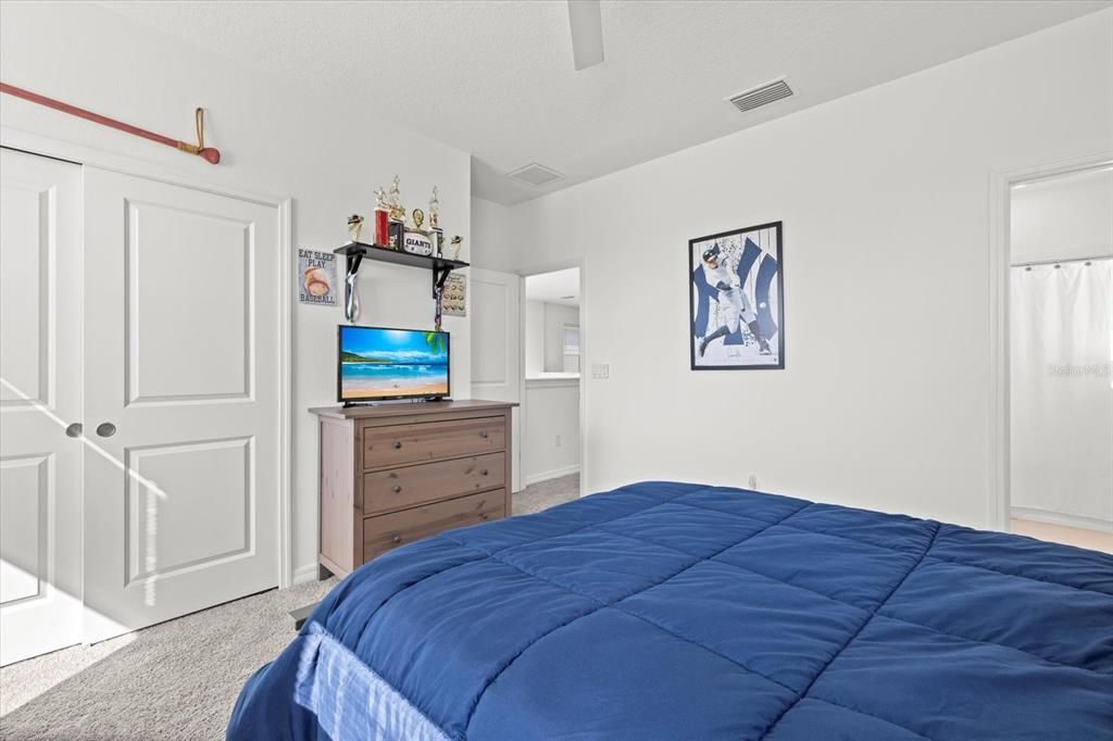 待售: $615,000 (4 贝兹, 3 浴室, 2600 平方英尺)