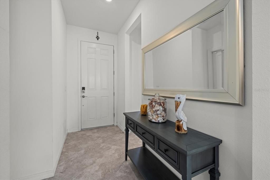 待售: $615,000 (4 贝兹, 3 浴室, 2600 平方英尺)