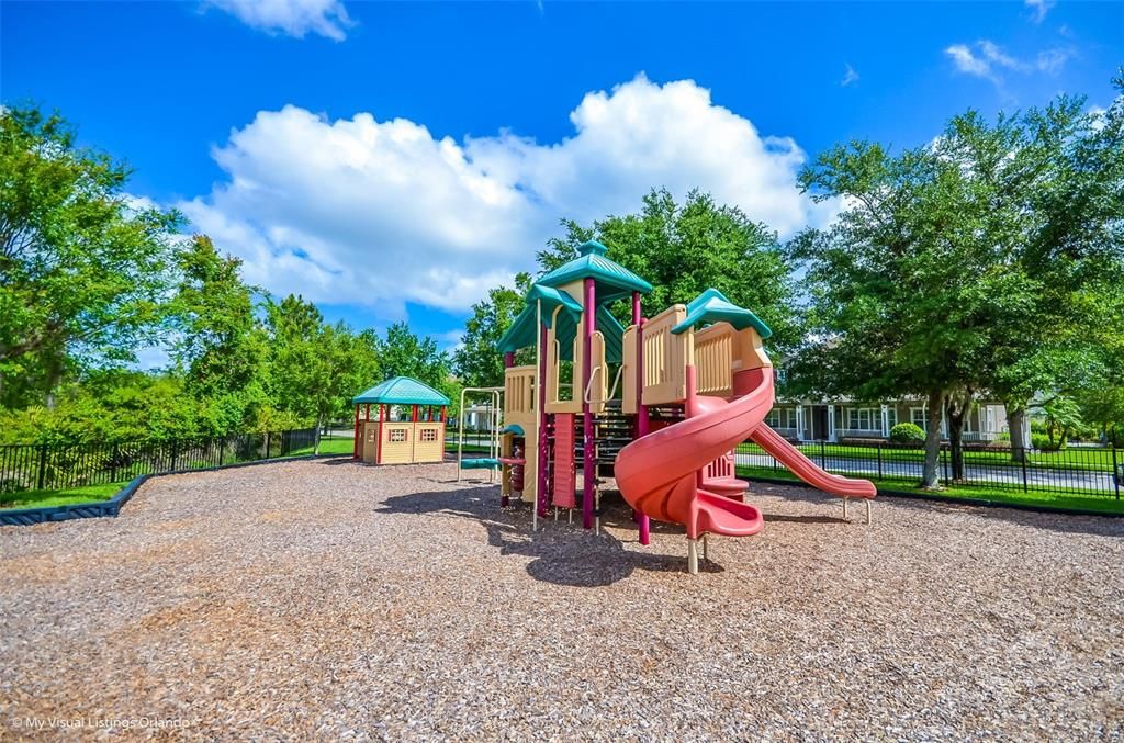 待售: $719,900 (5 贝兹, 3 浴室, 2762 平方英尺)