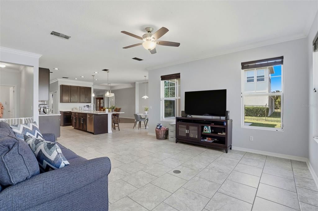 待售: $719,900 (5 贝兹, 3 浴室, 2762 平方英尺)