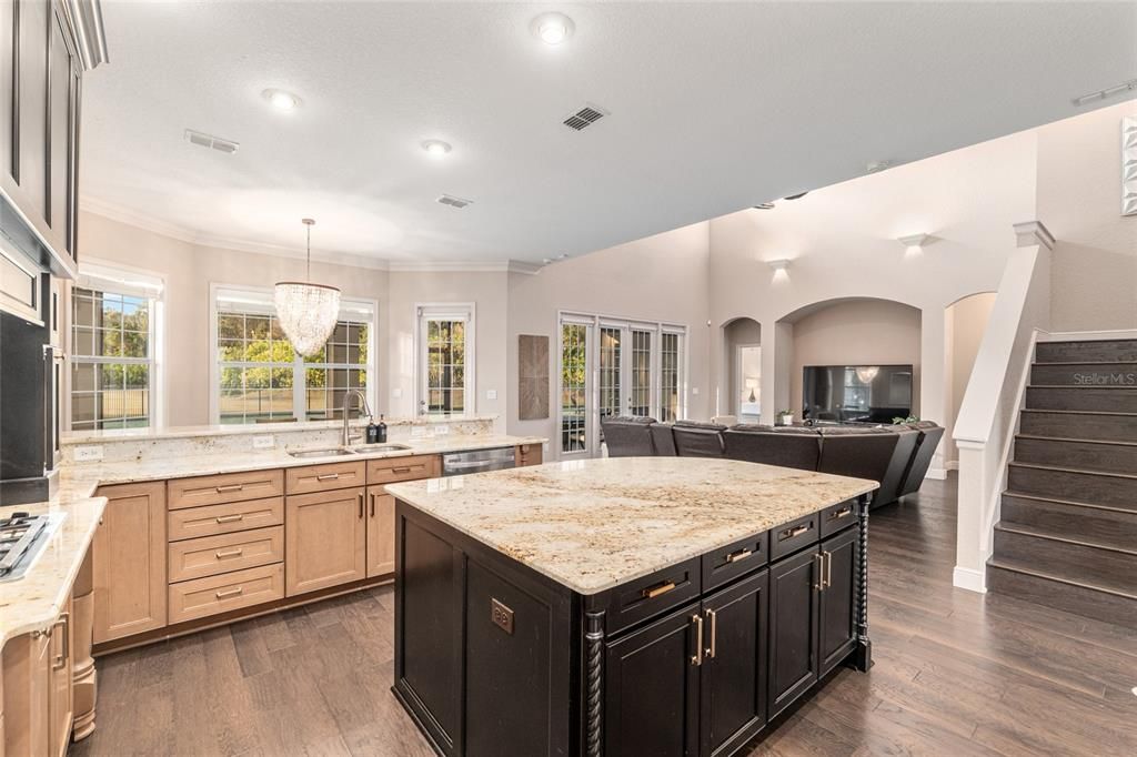 For Sale: $739,707 (4 beds, 3 baths, 3050 Square Feet)