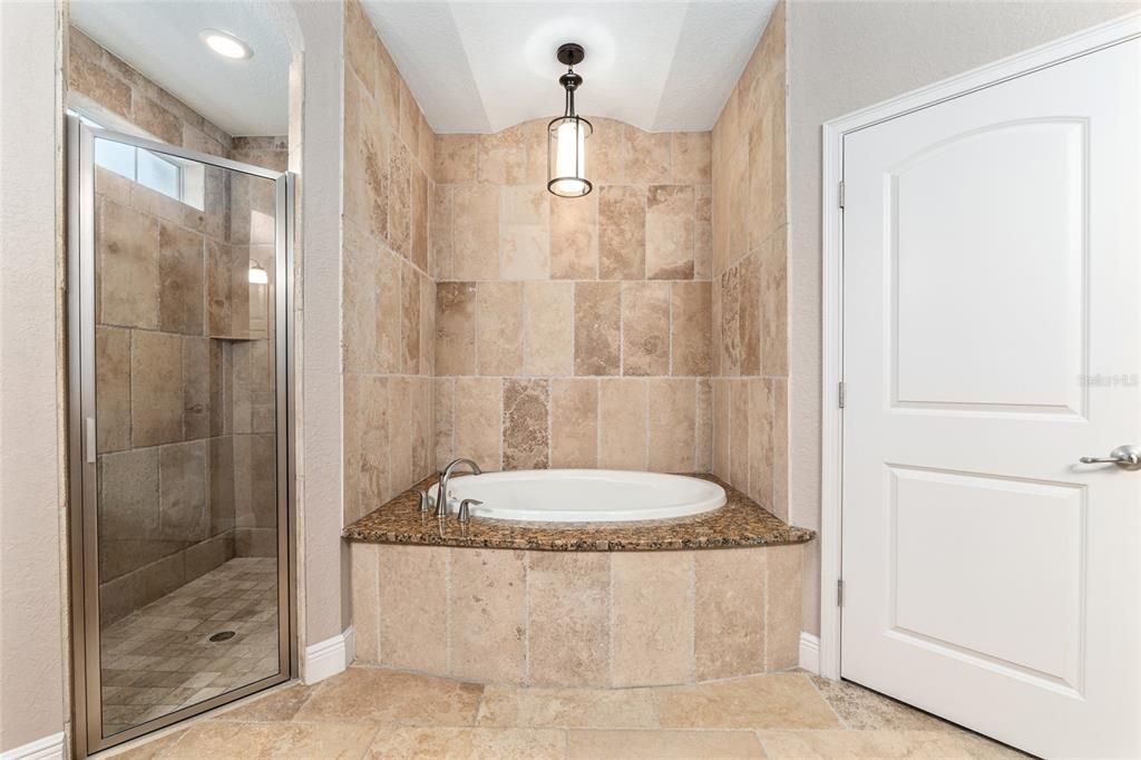 For Sale: $739,707 (4 beds, 3 baths, 3050 Square Feet)