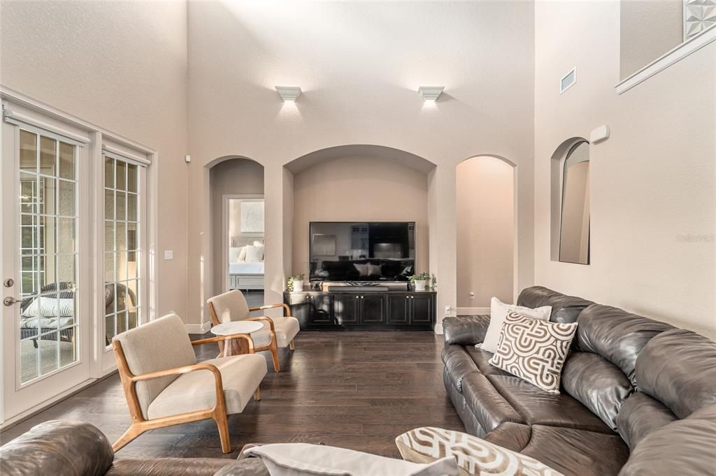 For Sale: $739,707 (4 beds, 3 baths, 3050 Square Feet)