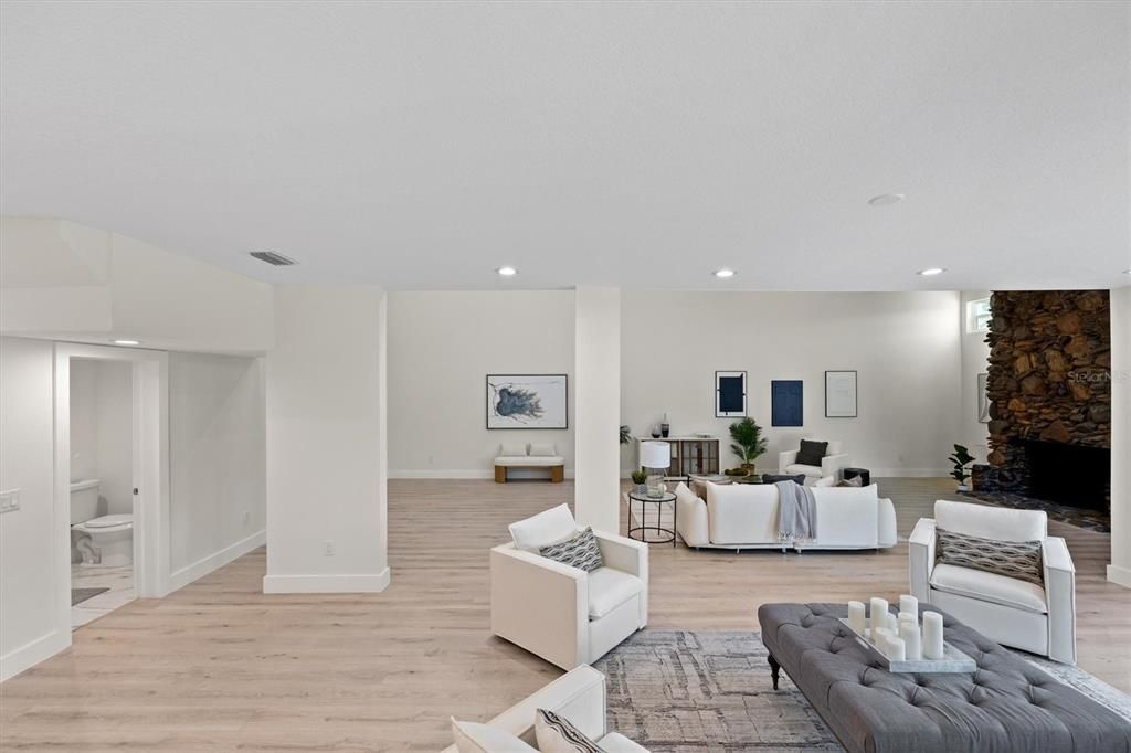 For Sale: $1,090,000 (6 beds, 3 baths, 4709 Square Feet)