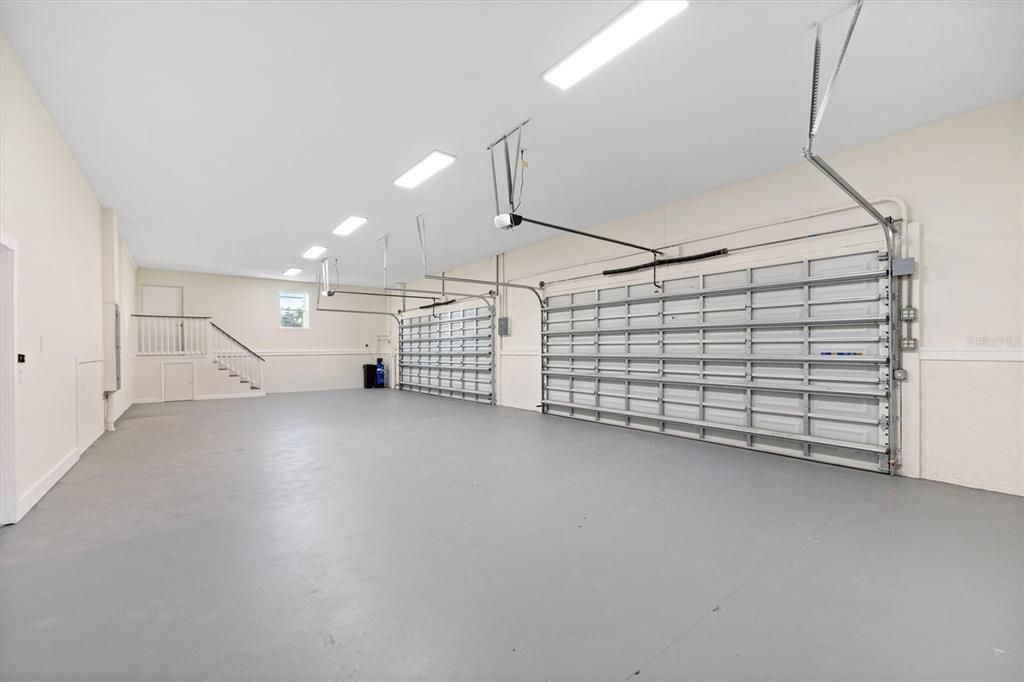 For Sale: $1,090,000 (6 beds, 3 baths, 4709 Square Feet)