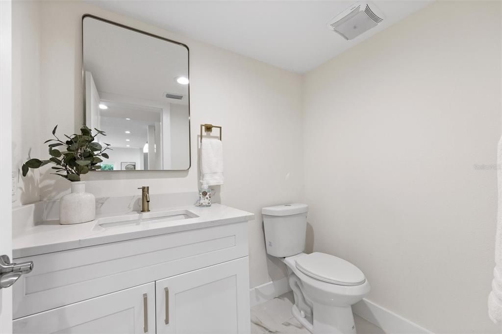 For Sale: $1,090,000 (6 beds, 3 baths, 4709 Square Feet)