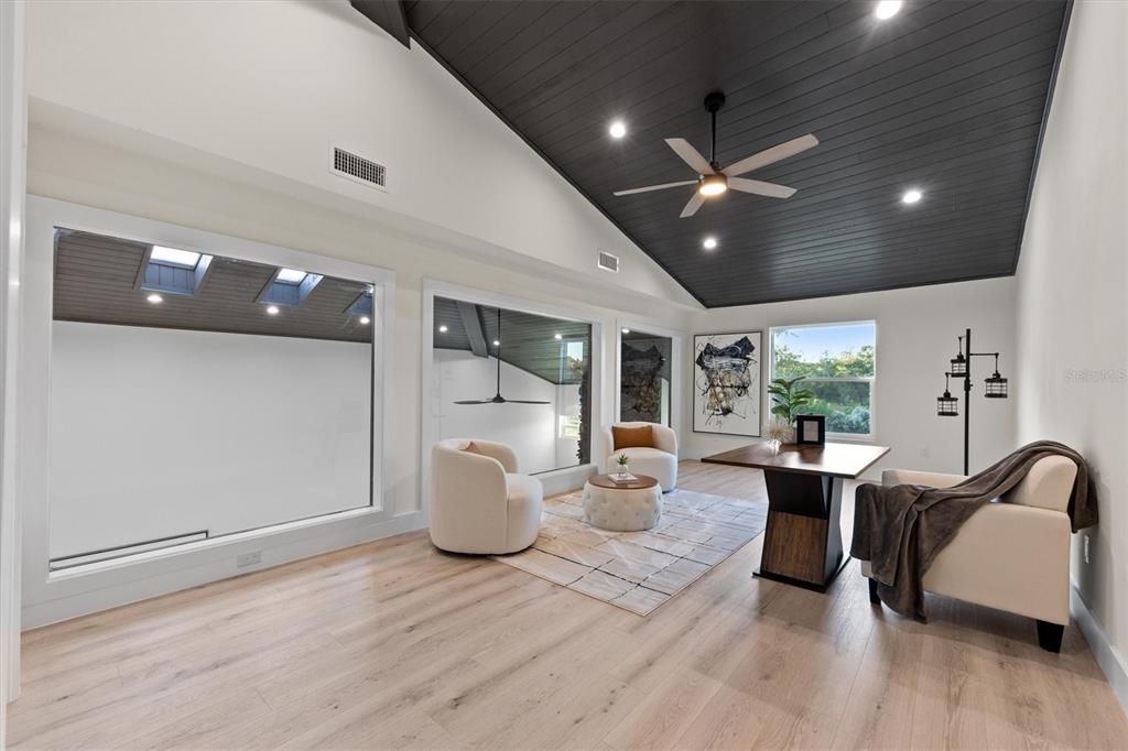 For Sale: $1,090,000 (6 beds, 3 baths, 4709 Square Feet)