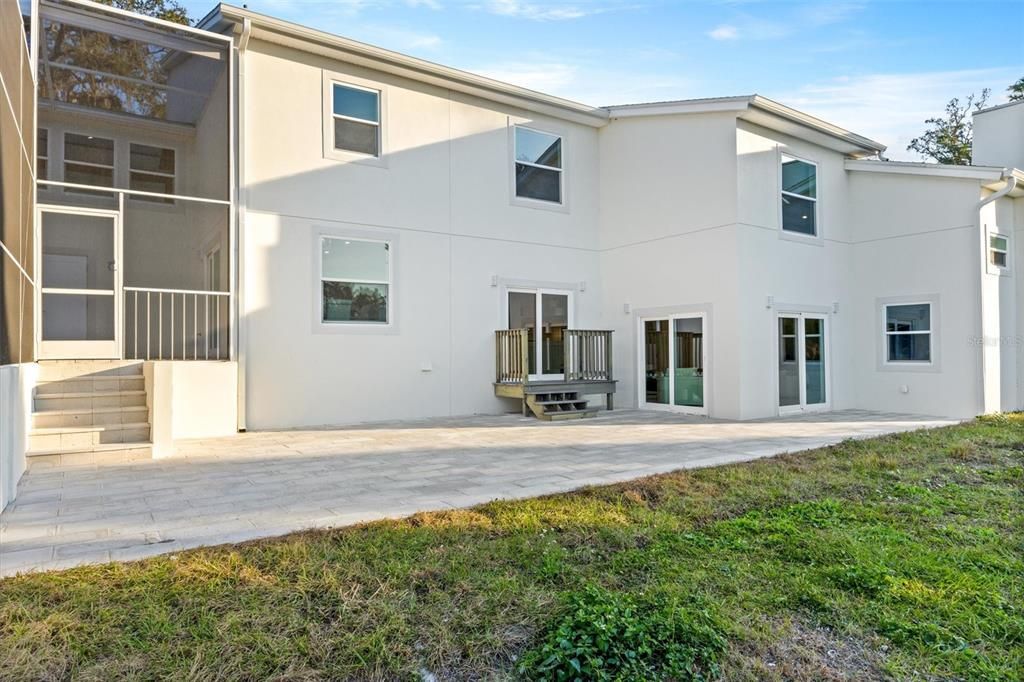 For Sale: $1,090,000 (6 beds, 3 baths, 4709 Square Feet)