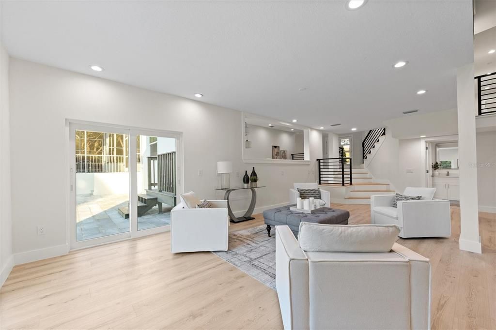 For Sale: $1,090,000 (6 beds, 3 baths, 4709 Square Feet)