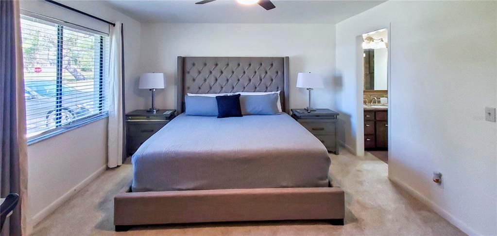 待售: $399,900 (4 贝兹, 3 浴室, 2674 平方英尺)