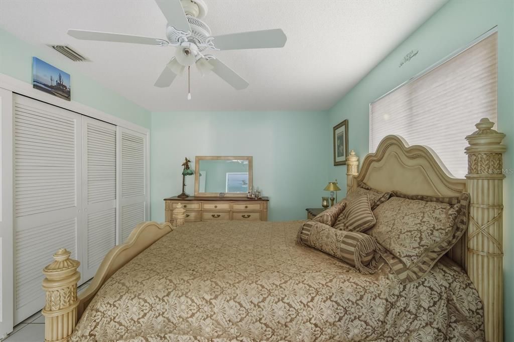 На продажу: $539,000 (2 спален, 2 ванн, 1515 Квадратных фут)