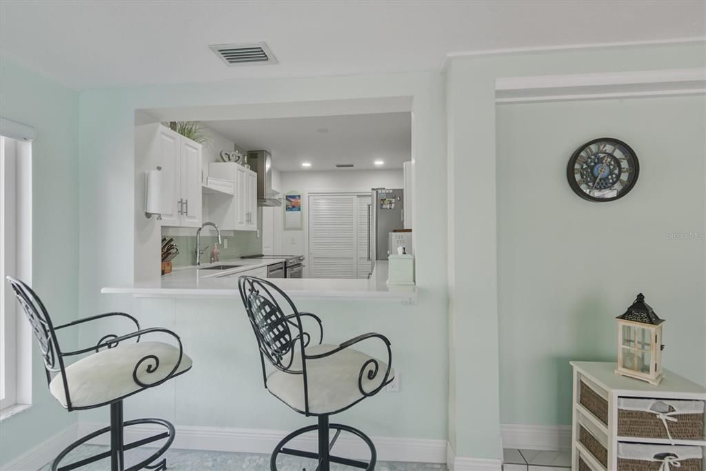 На продажу: $539,000 (2 спален, 2 ванн, 1515 Квадратных фут)