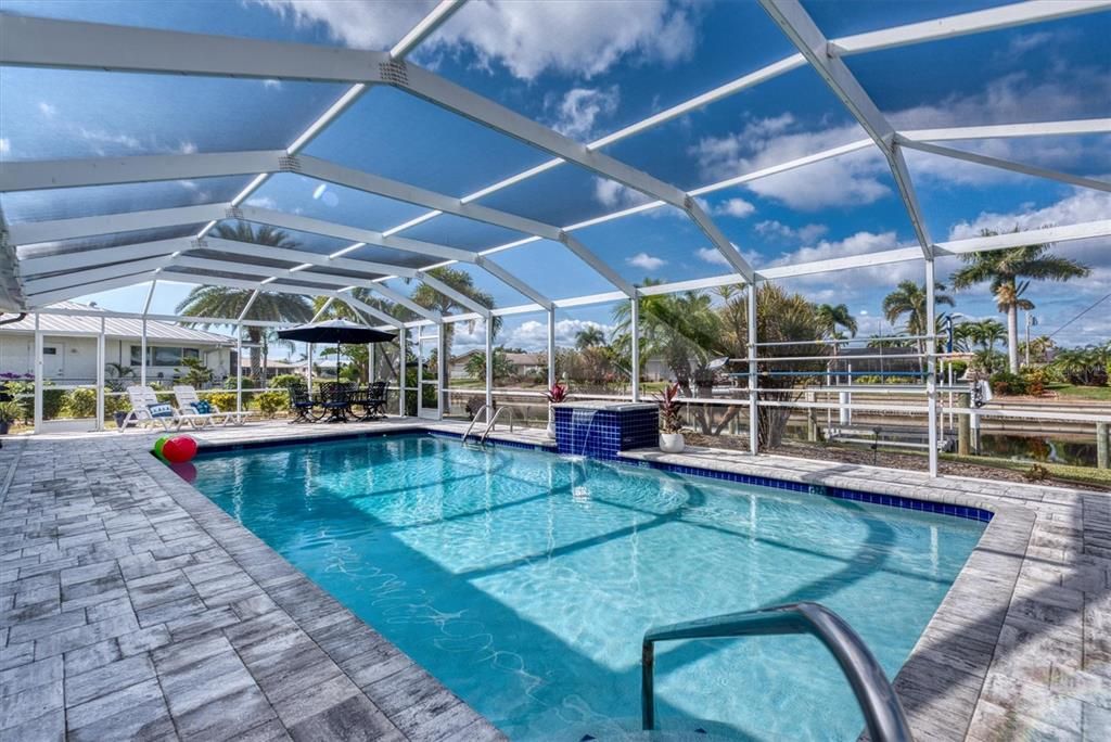 На продажу: $539,000 (2 спален, 2 ванн, 1515 Квадратных фут)