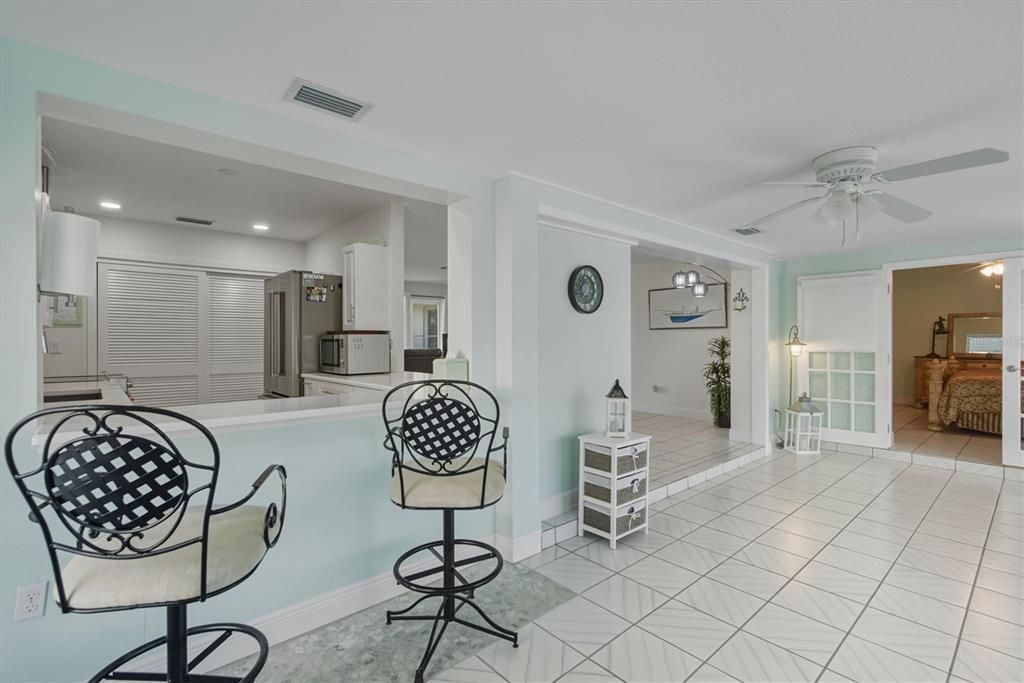 На продажу: $539,000 (2 спален, 2 ванн, 1515 Квадратных фут)