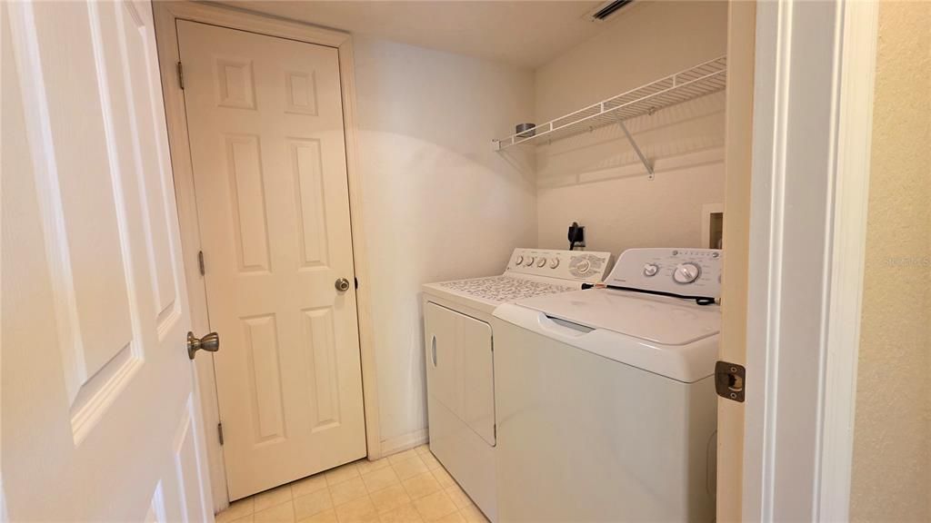 En Venta: $140,000 (2 camas, 2 baños, 1211 Pies cuadrados)