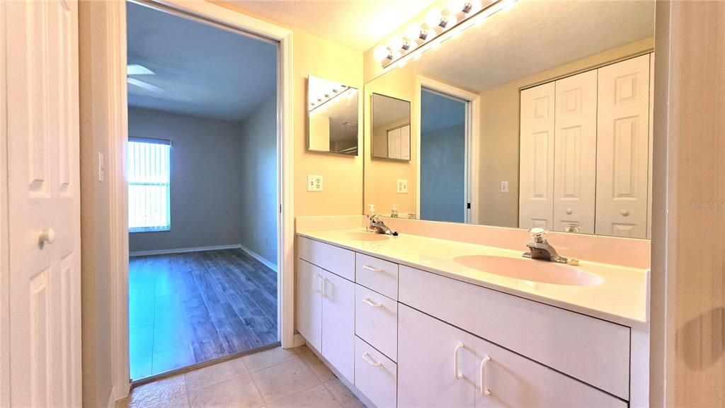 En Venta: $140,000 (2 camas, 2 baños, 1211 Pies cuadrados)