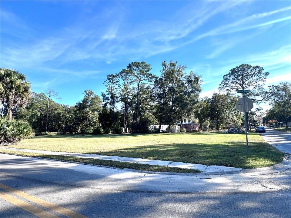 待售: $15,000 (0.12 acres)