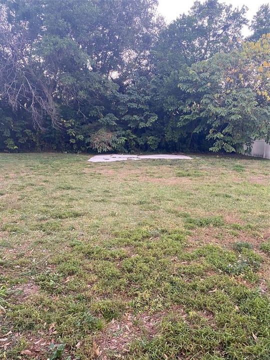 For Sale: $185,000 (2 beds, 1 baths, 792 Square Feet)