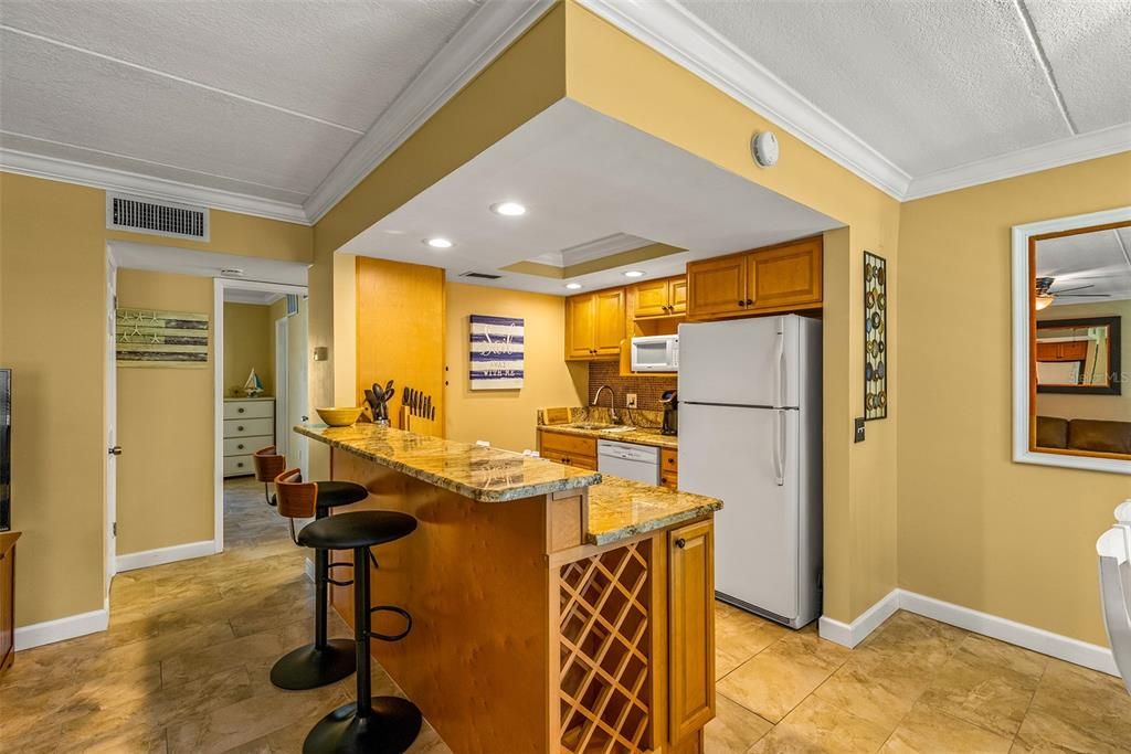 出租: $1,950 (1 贝兹, 1 浴室, 645 平方英尺)