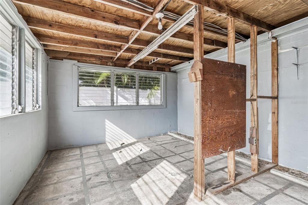 En Venta: $299,000 (3 camas, 1 baños, 1179 Pies cuadrados)