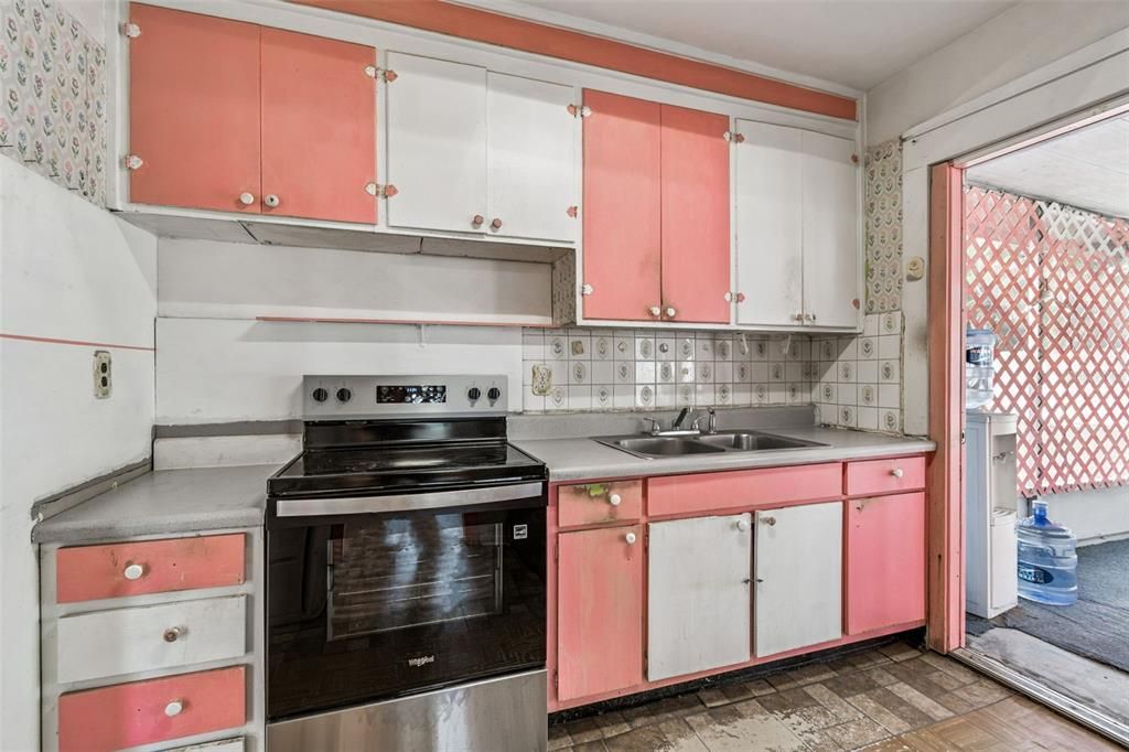 En Venta: $299,000 (3 camas, 1 baños, 1179 Pies cuadrados)