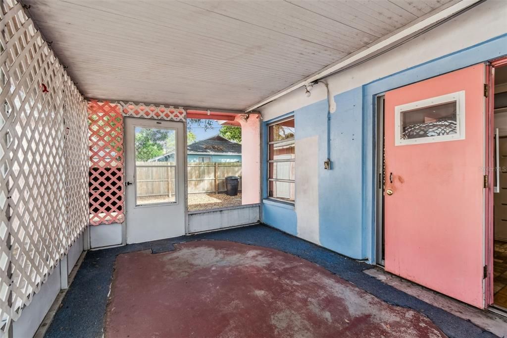 En Venta: $299,000 (3 camas, 1 baños, 1179 Pies cuadrados)