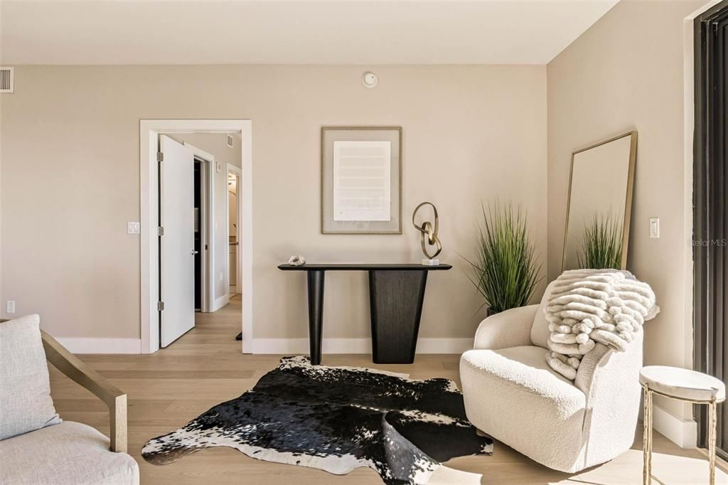 For Sale: $1,175,000 (1 beds, 1 baths, 964 Square Feet)