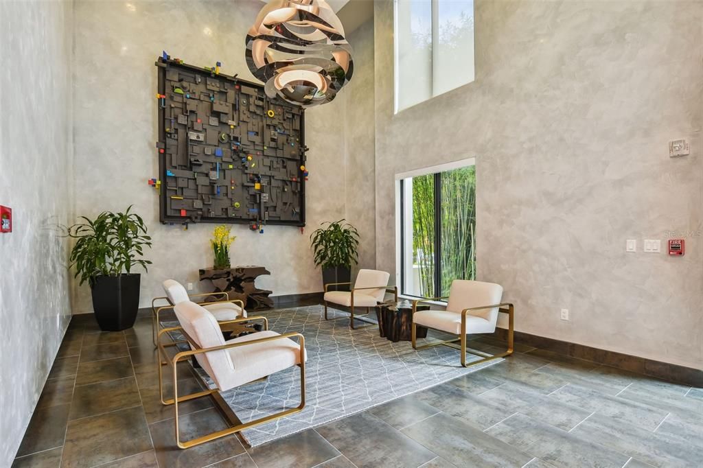 For Sale: $1,175,000 (1 beds, 1 baths, 964 Square Feet)