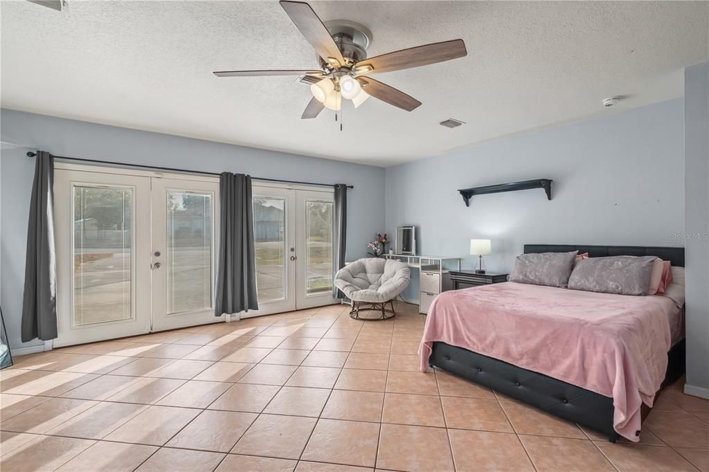 待售: $285,150 (3 贝兹, 2 浴室, 1901 平方英尺)