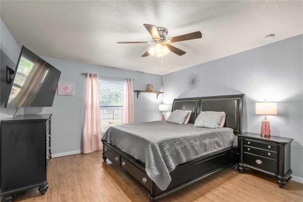 待售: $285,150 (3 贝兹, 2 浴室, 1901 平方英尺)