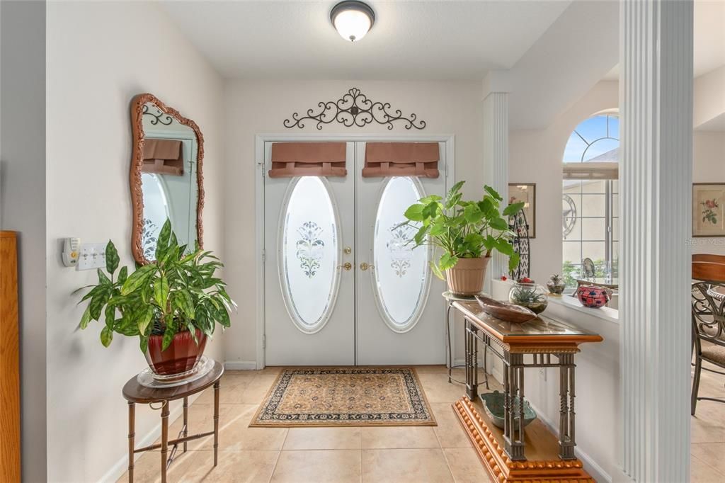 待售: $299,900 (3 贝兹, 2 浴室, 1687 平方英尺)