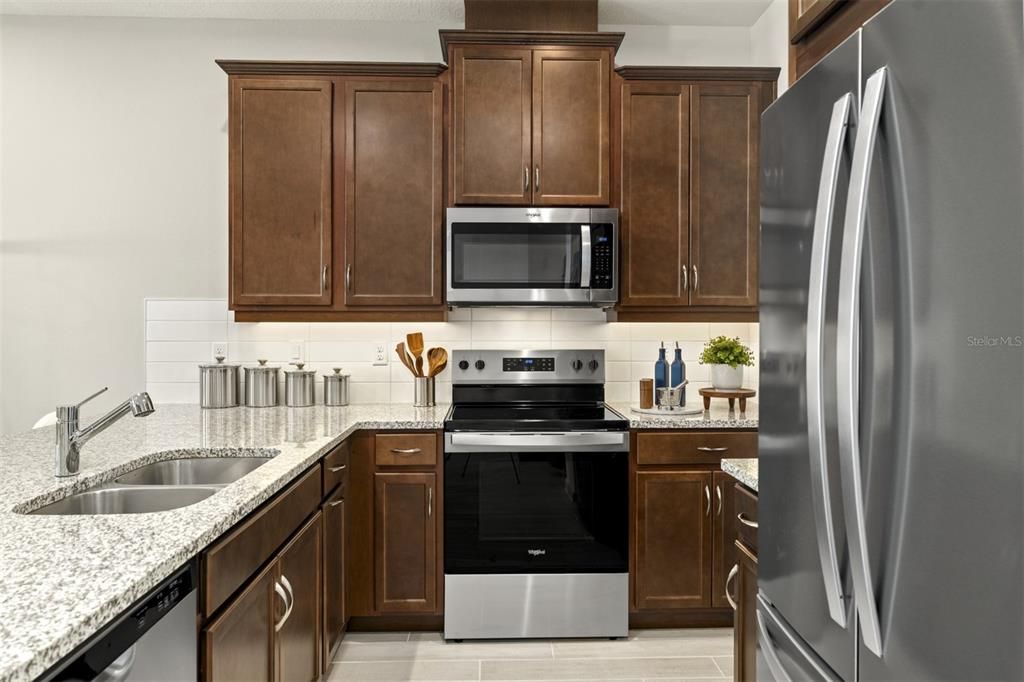 For Sale: $278,990 (3 beds, 2 baths, 1476 Square Feet)