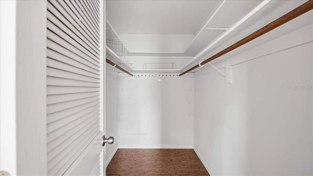 For Sale: $295,000 (2 beds, 2 baths, 1253 Square Feet)