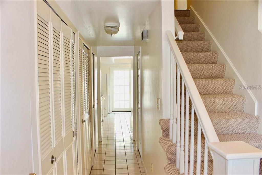 For Rent: $1,900 (3 beds, 2 baths, 1794 Square Feet)