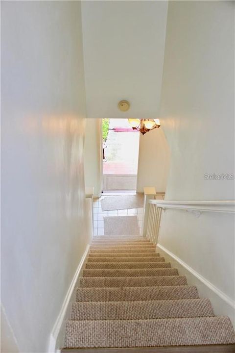 For Rent: $1,900 (3 beds, 2 baths, 1794 Square Feet)