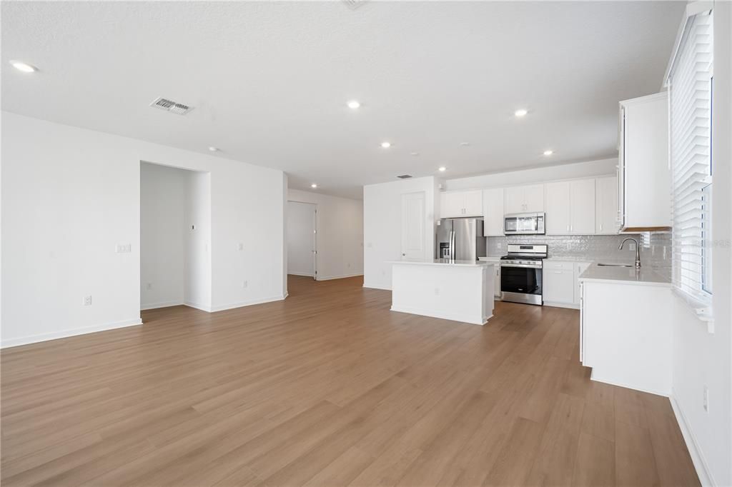 For Rent: $3,000 (3 beds, 2 baths, 2166 Square Feet)