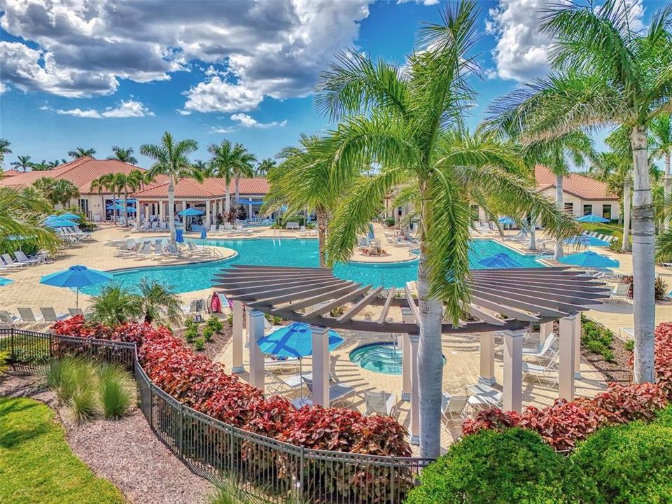 For Sale: $599,900 (2 beds, 2 baths, 1907 Square Feet)